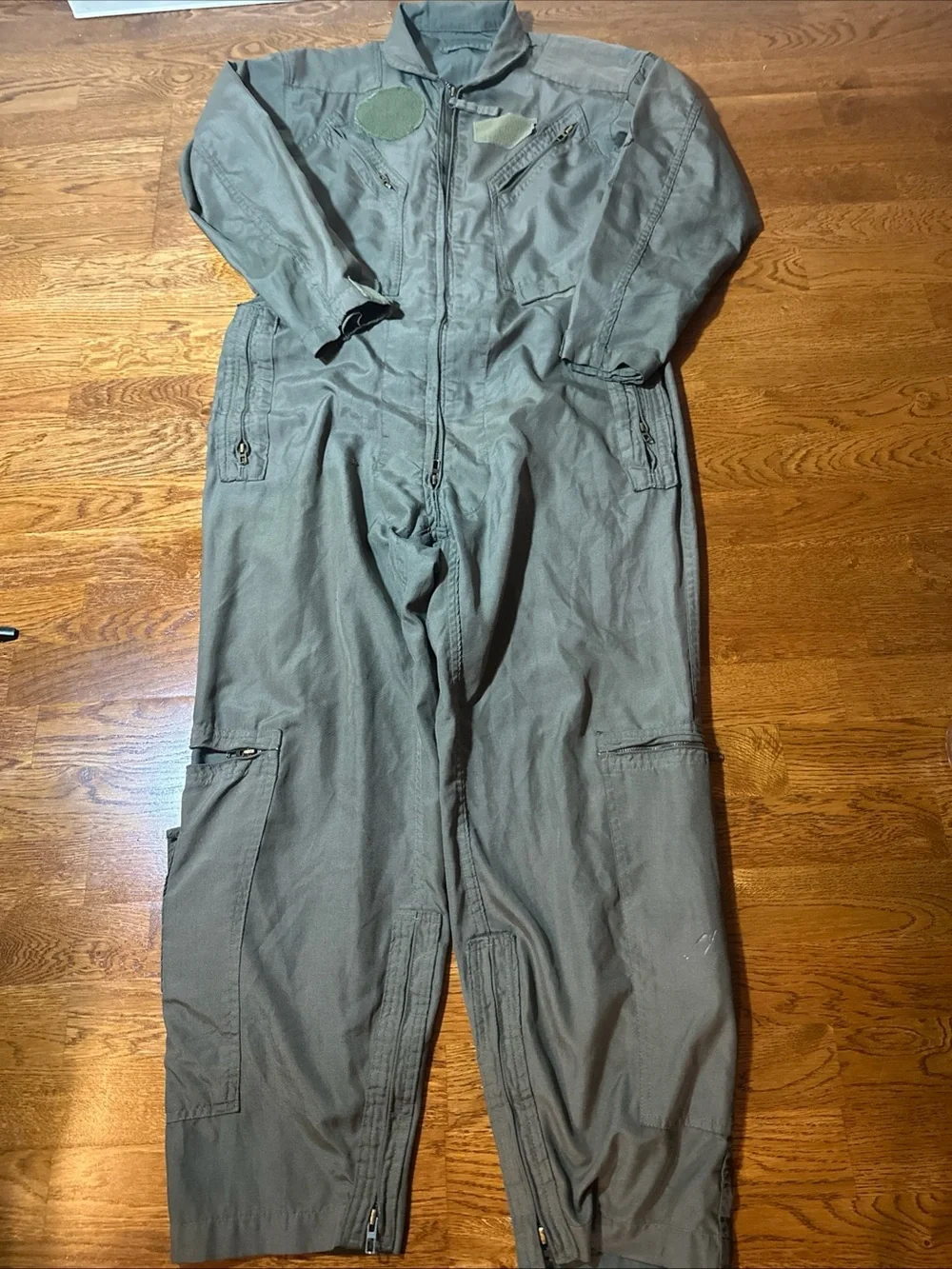 Vintage Military Flight Suit Coveralls Mens M/L Green Jumpsuit Distressed 60s